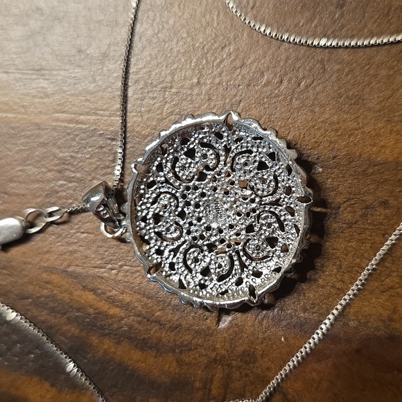 925 Sterling Silver 20in Pendant Necklace - Picture 2 of 5